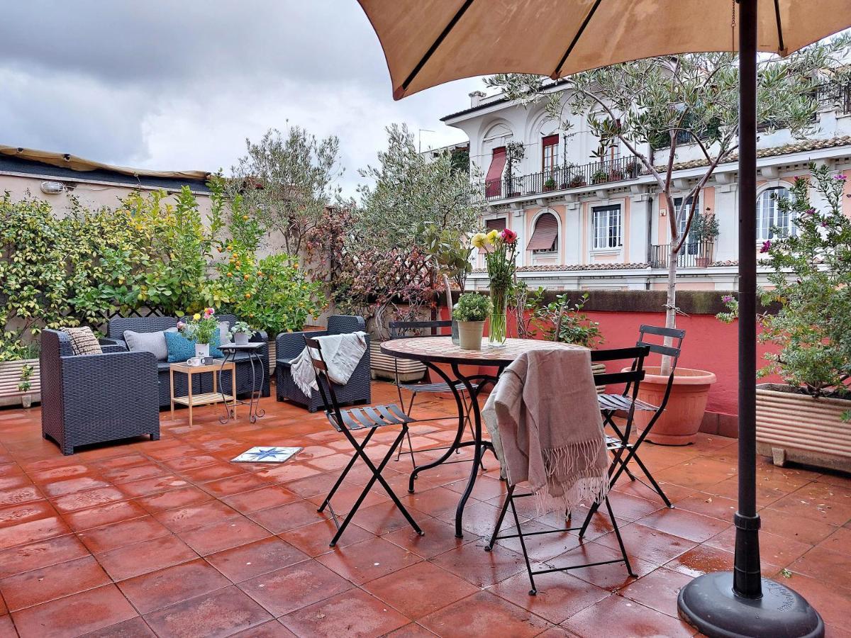 Prestigious Tagliamento Terrace Apartment Rome